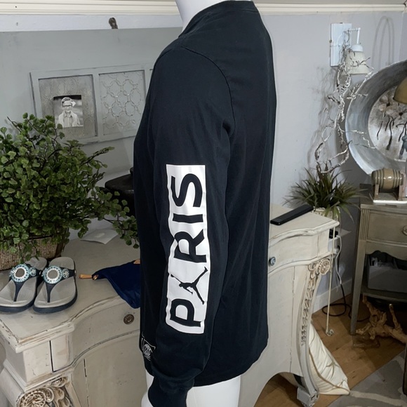 Unique Air Jordan Paris Long Sleeve Tee Shirt - Picture 6 of 8
